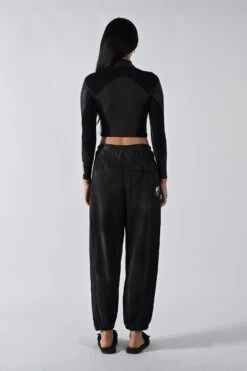 Volume Track Pants - Black Spray -Style On Boards 105 781805e7 9d99 4f9c 8081 e105e5b9a012