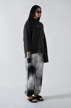 Double Up Crew Sweater - Tarmac Flame 16 Double Up Crew Sweater - Tarmac Flame -Style On Boards 190 f718216c 1d03 4ef6 b46f 6f6a45f9b533