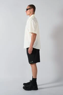 Handshape Everyday Short - Black -Style On Boards 81 04488527 a4a2 4e32 a8be a916b72ba82b