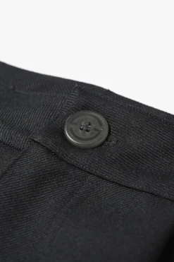 Merino Piston Pleated Patch Cargo Short - Black -Style On Boards HS 22AP 1034 MERINO CARGO SHORT BLACK button
