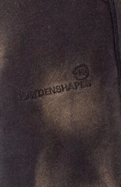 Volume Track Pants - Black Spray -Style On Boards IMG 4259 b1a7b1fe 3b8d 4e0e 9514 bf318a4cc89e