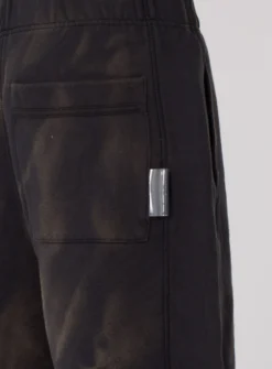 Volume Track Pants - Black Spray -Style On Boards IMG 4261 1841884d c18b 4e31 a390 82b3a76ec212 scaled